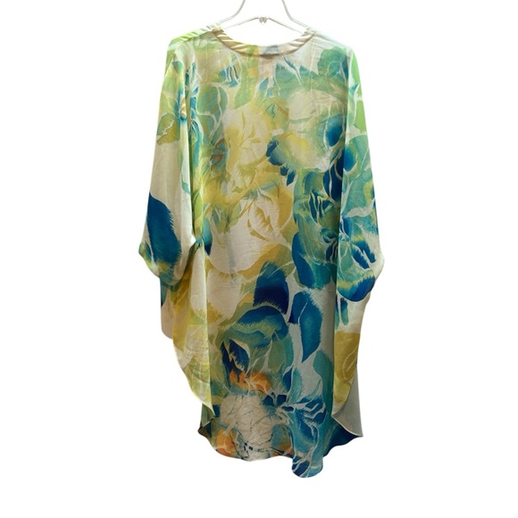 Chico's Multicolor Floral kimono - Picture 3 of 5